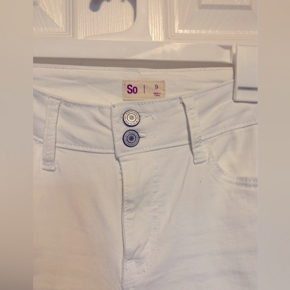 Cuffed Capri’s - Picture 2 of 3